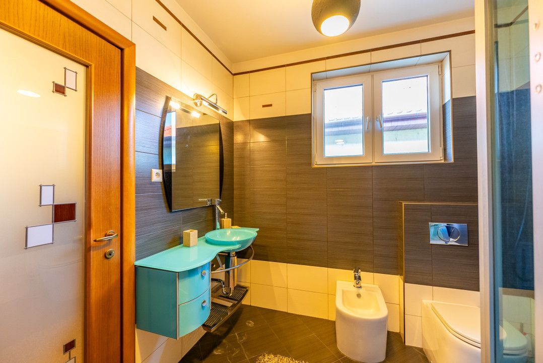 Casa design unic 9 camere, D+P+1E, comision 0% - Poză 13