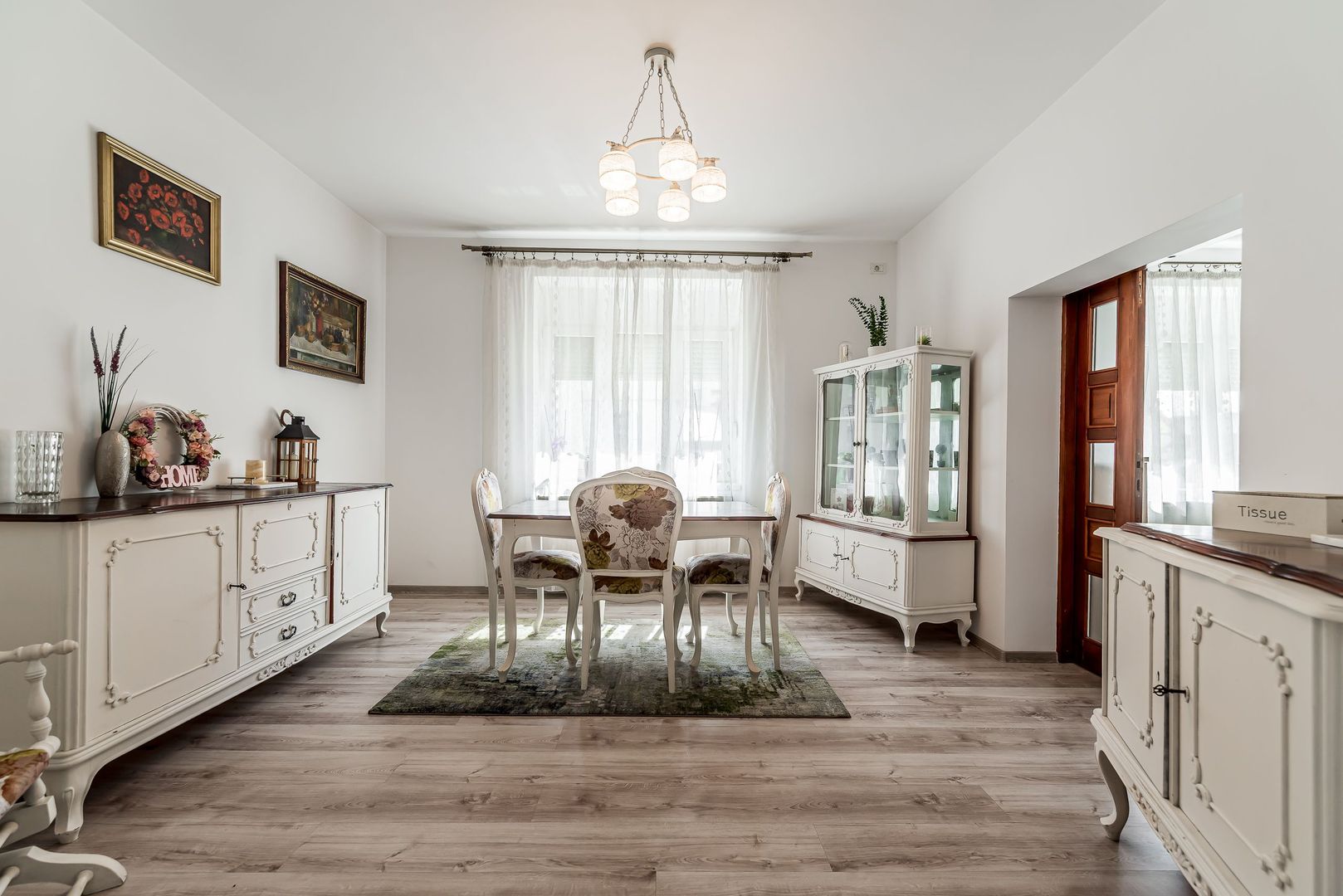 Casă în Vlaicu cu garaj și teren de 376 mp, Arad - Poză 3