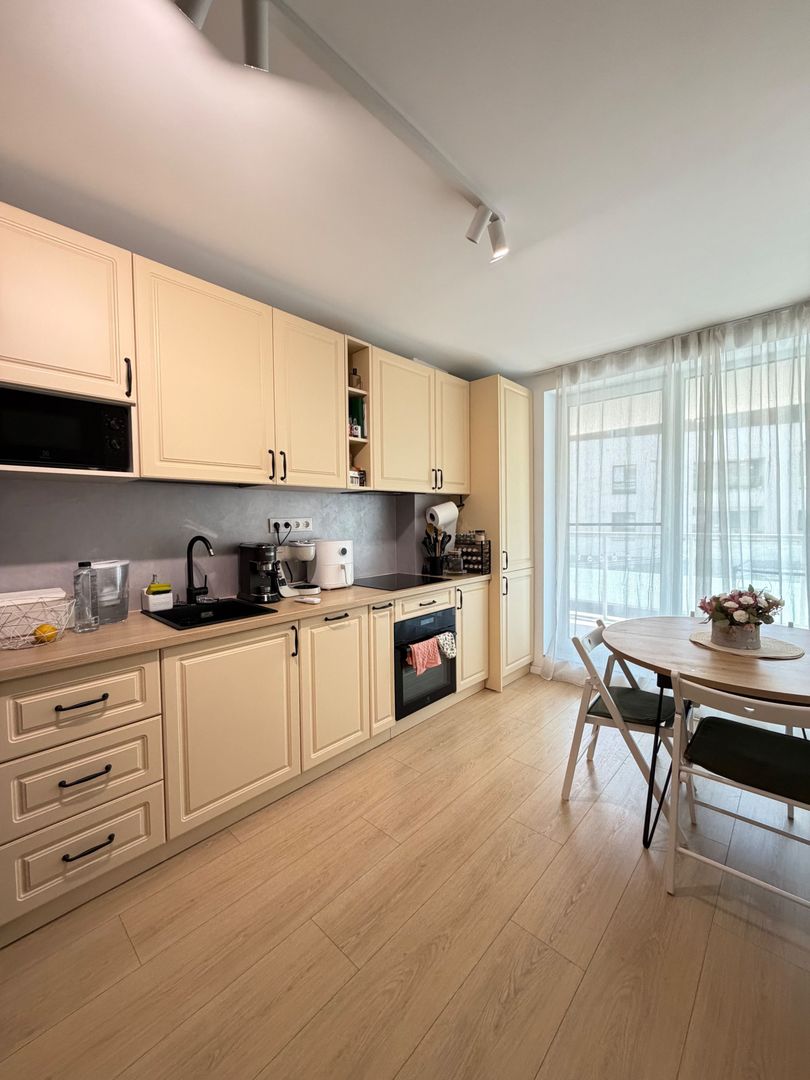 Apartament 2 camere, terasa, etaj intermediar, boxa, parcare - Poză 5