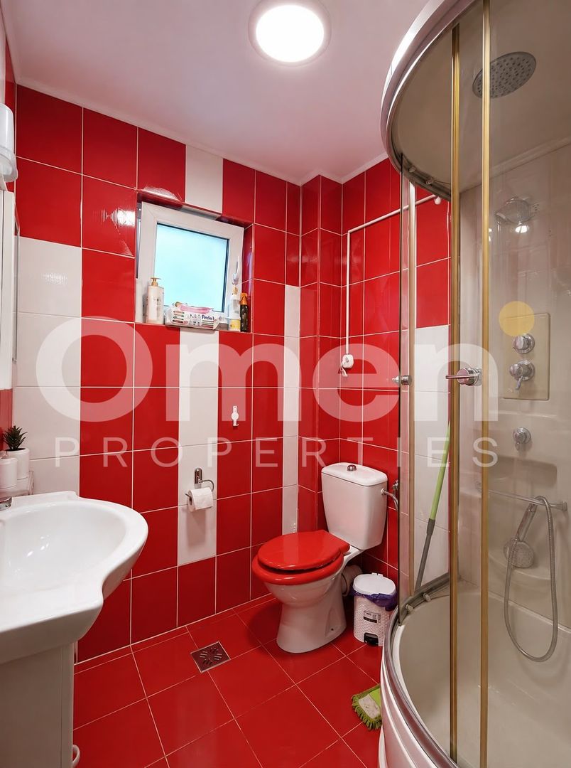 Casă P+M cu piscină și teren 1100 mp – Zona Vrancei, Baia Mare - Poză 11