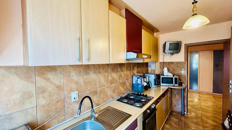 Apartament de închiriat în Sibiu – 3 camere,balcon, zona Nicolae Iorga - Poză 9