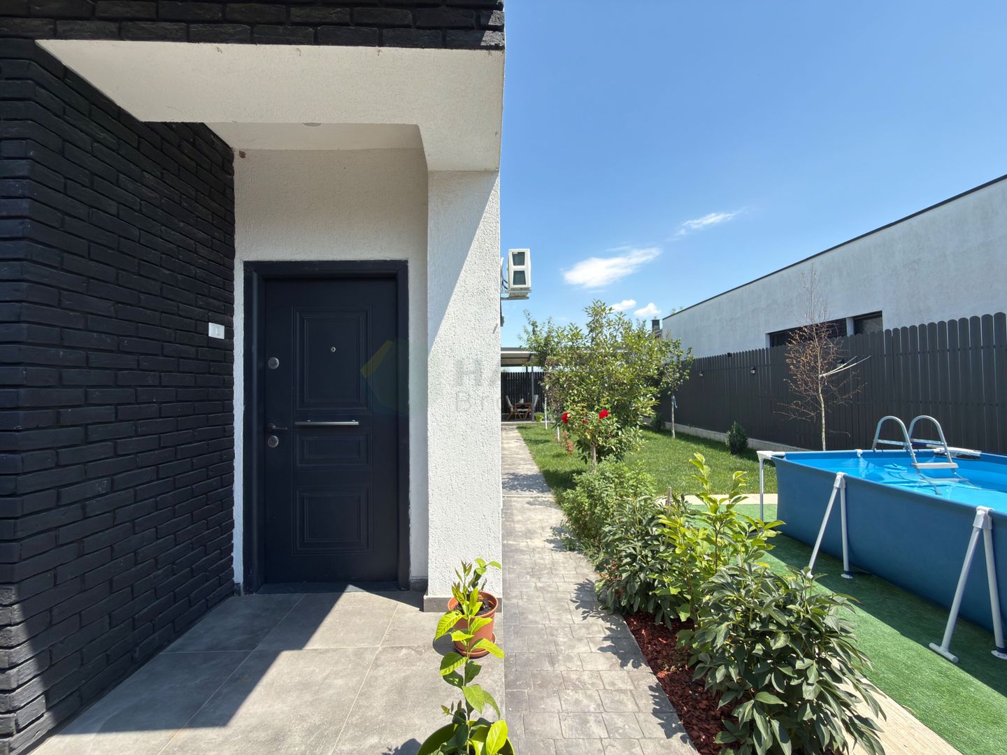 Casa pe parter cu 3 camere | Tunari | Mobilata si utilata - Poză 29