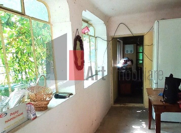 Teren 1024 mp+ casă din cărămidă în suprafață de 121 mp - Poză 4