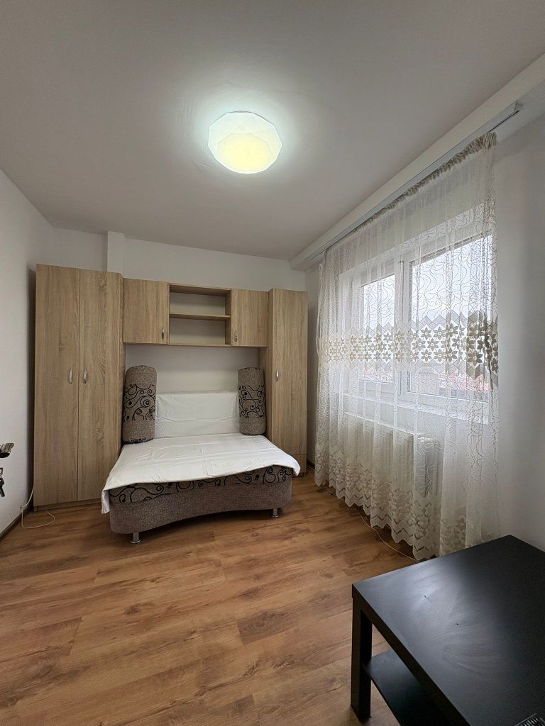 Inchiriere apartament 3 camere  confort 1 - Poză 4