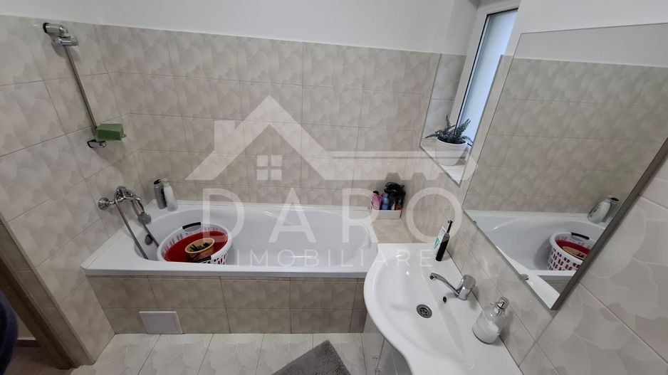 Inchiriez apartament 2 camere,recent renovat, Tudor, bloc nou,parcare! - Poză 7