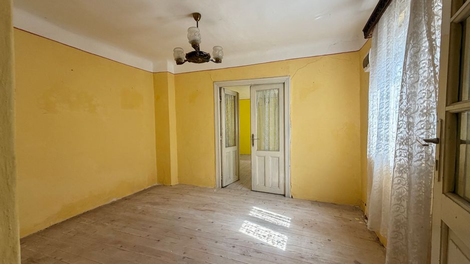 Casă cu teren 251 mp – zona Andronache, Strada Mențiunii - Poză 12