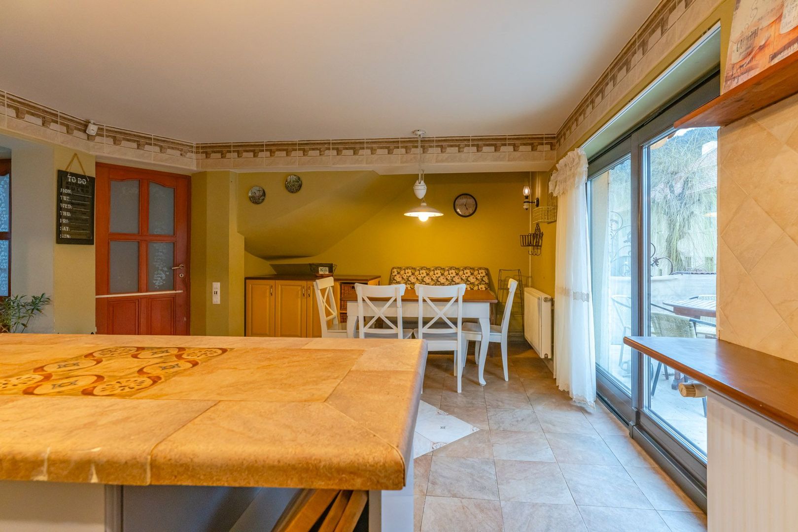 Casă individuală cu 7 camere lângă AFI Mall, ideală pentru birouri sau locuință - Poză 7