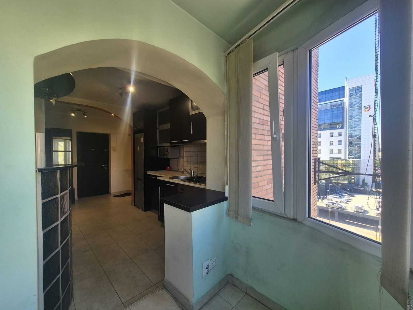 Centru Civic, 2 camere cu loc de parcare, ideal si pentru studenti - Poză 9