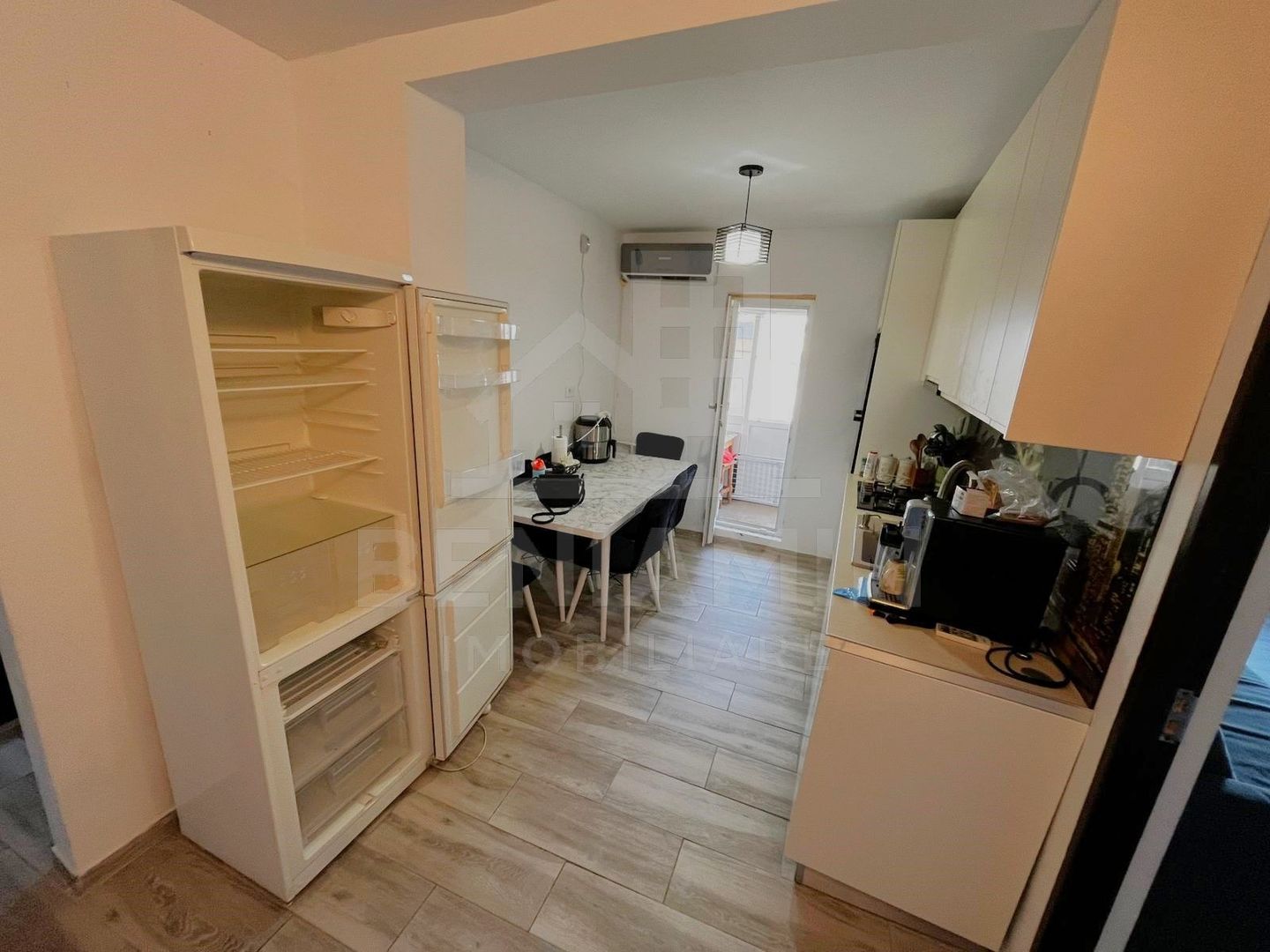2Decomandate-52mp-AC-Mobilat-Utilat-Modern-Sarari-Liceul Henri Coanda - Poză 4