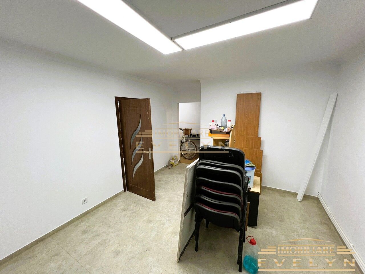 De Inchiriat spatiu comercial, zona Calea Nationala ( Scoala Nr. 11 ), pret 400 euro negociabil - Poză 2