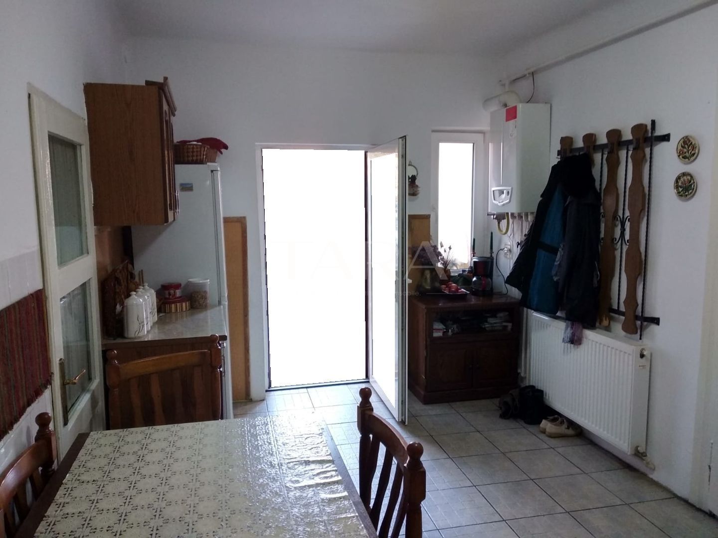 Casă / Vilă cu 2 camere de vânzare în zona Ultracentral - Poză 3