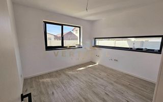 De vanzare casa 4 camere in comuna Berceni - Poză 12