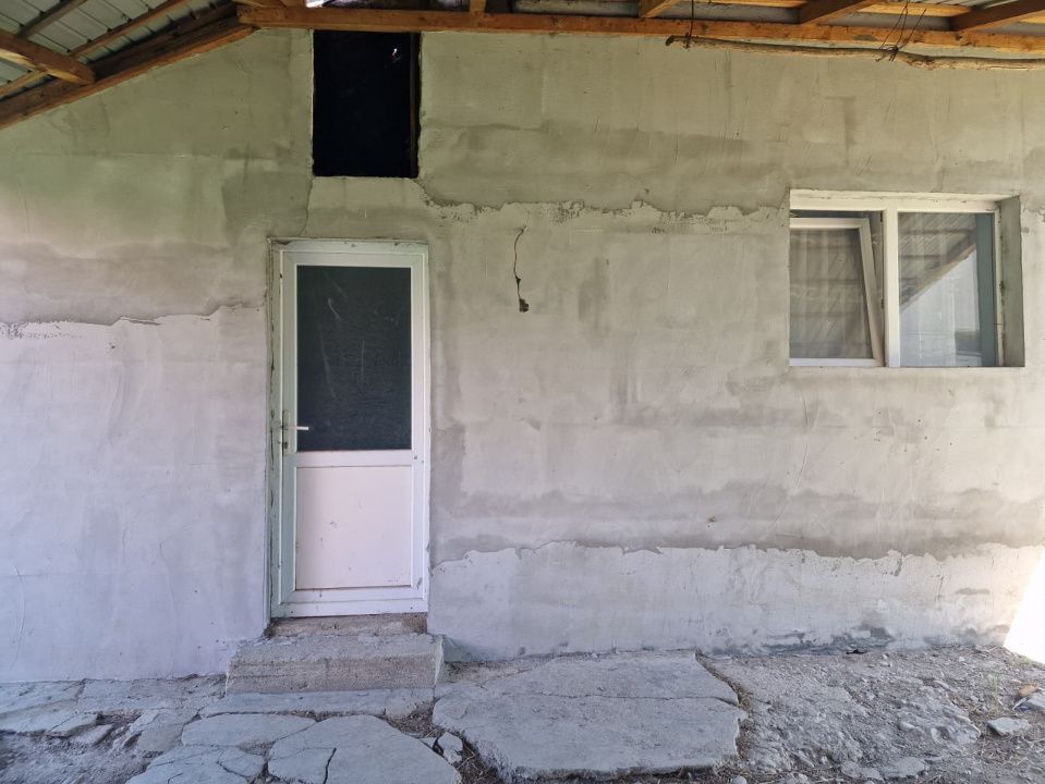 Casă cărămidă 4 camere + anexe - Călinești - Vrănești, Argeș - Poză 14