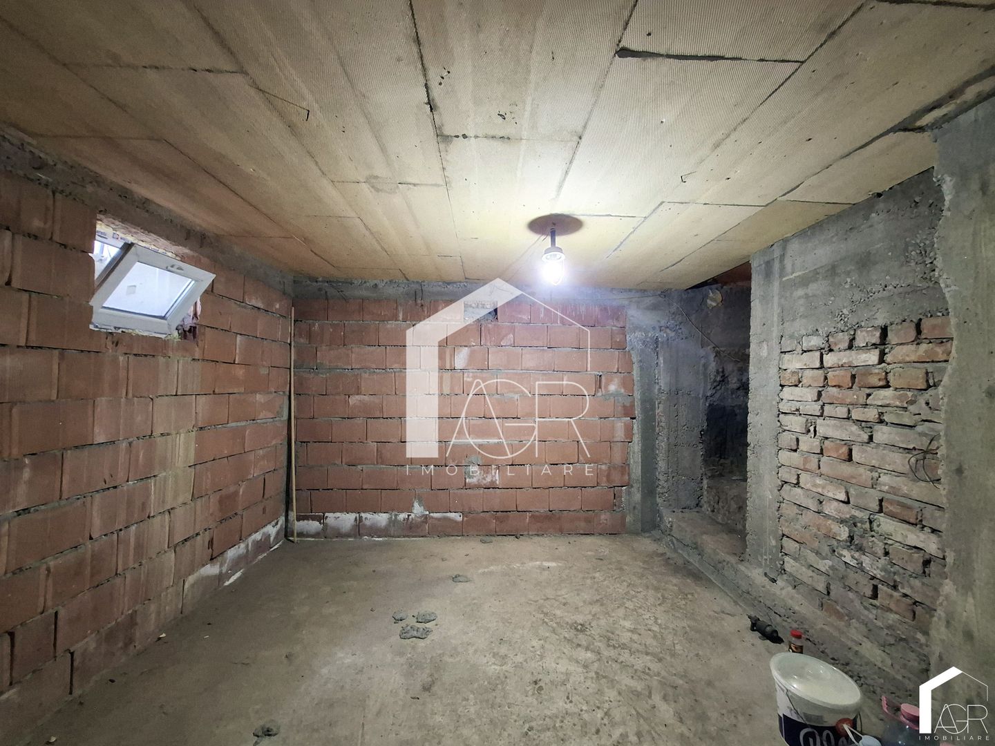 Casa S+P+1E, cu 5 camere, zona Transilvaniei - Poză 15