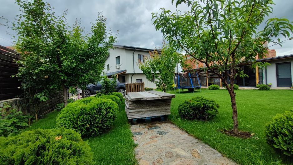 Duplex premium cu curte superb amenajată și anexă 80 mp - Poză 6