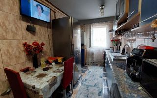 Apartament cu 4 camere in Manastur. - Poză 5