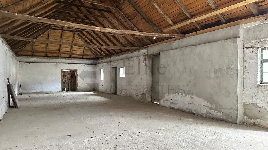 Casa cu 3 Hale si teren 8000 mp in Ulileacu de Cris, Bihor - Poză 8