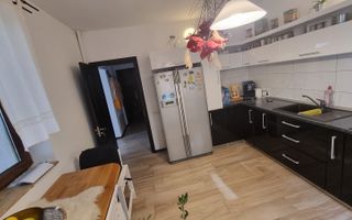 Casa 5 Camere, Zona Cetate, Ultrafinisata - Poză 4