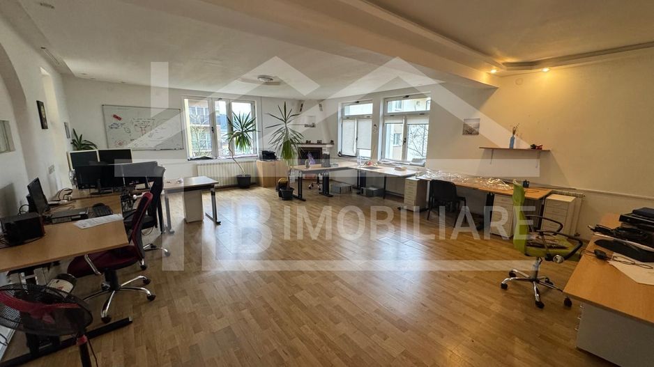 Vila cu 6 camere, 420mp,  teren 720mp, parcari, Zona Shopping City - Poză 6