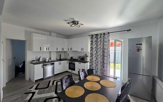 Sanandrei, Duplex pe Etaj, Proiect Modern, Desp prin camera Tehnica. - Poză 5