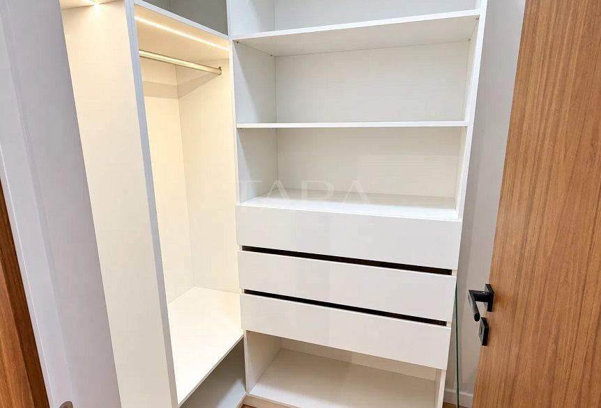 Apartament premium 2 camere, dressing, balcon, parcare subterana. - Poză 6