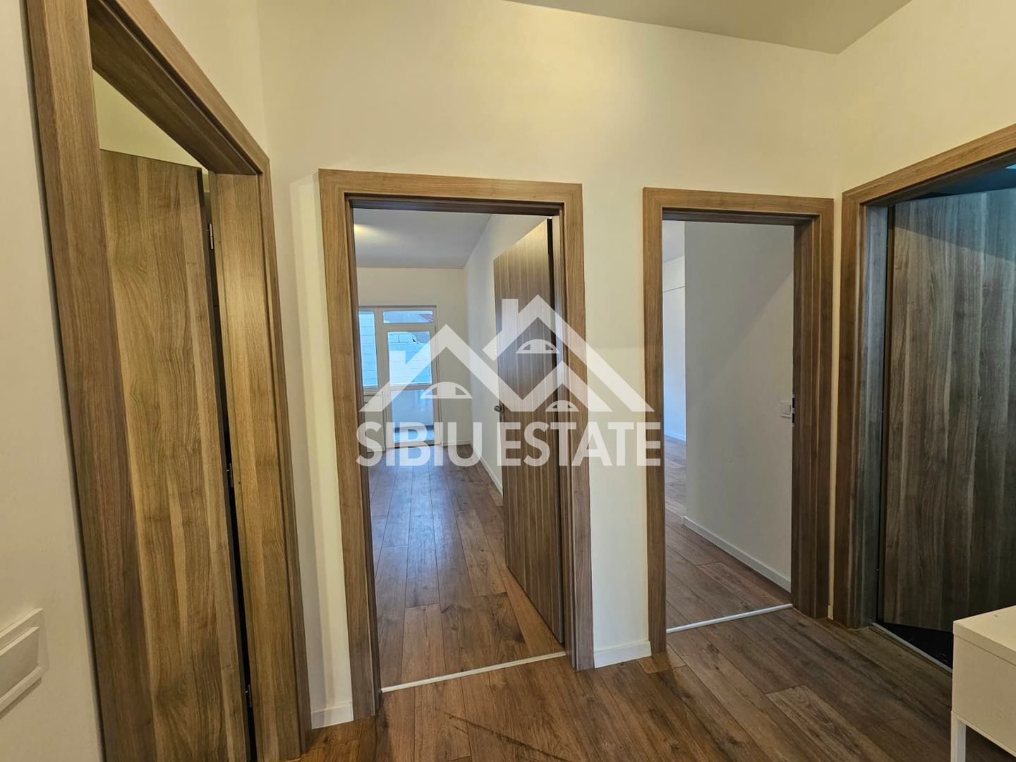 Spatiu birou de inchiriat Sibiu central - Poză 9