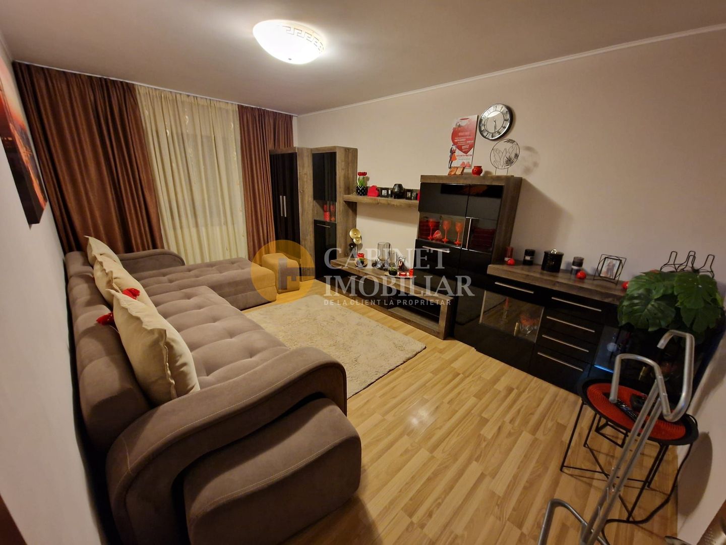 3 Camere Decomandat - Etaj 1 - Zona Alexandru / Familial - Poză 1