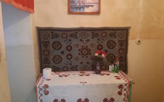 Casa | 40 MPU | Curte comuna | Zona Centrala - Poză 6