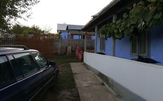 De vânzare casa în Stroiesti - Poză 1