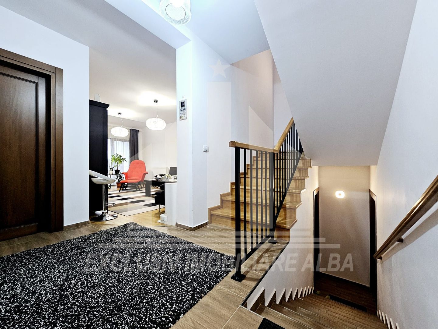 Casa in regim cuplat, Cetate - Poză 2