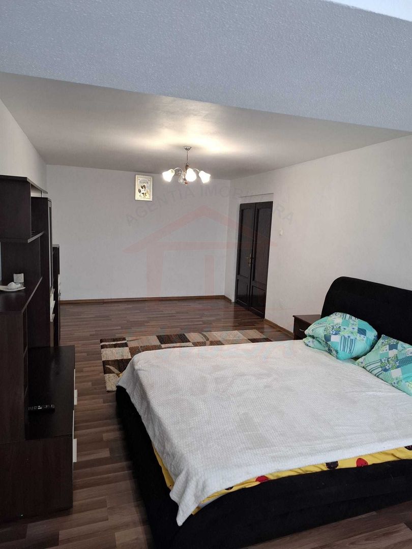 🏡.De închiriat 2 camere, Ultimul Leu, 400 eur/luna - Poză 3