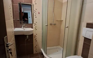 Apartament 4 camere |  Etajul 1 | Zona Micro 16 - Poză 13