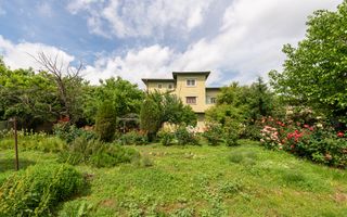 Vila deosebita cu teren 1050 mp de vanzare Metrou Republica Sector 3 - Poză 1