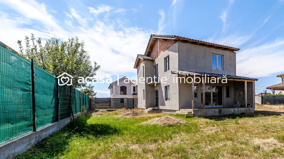 Casă nouă, parțial finalizată – Str. Constituției, Aradul Nou - Poză 10