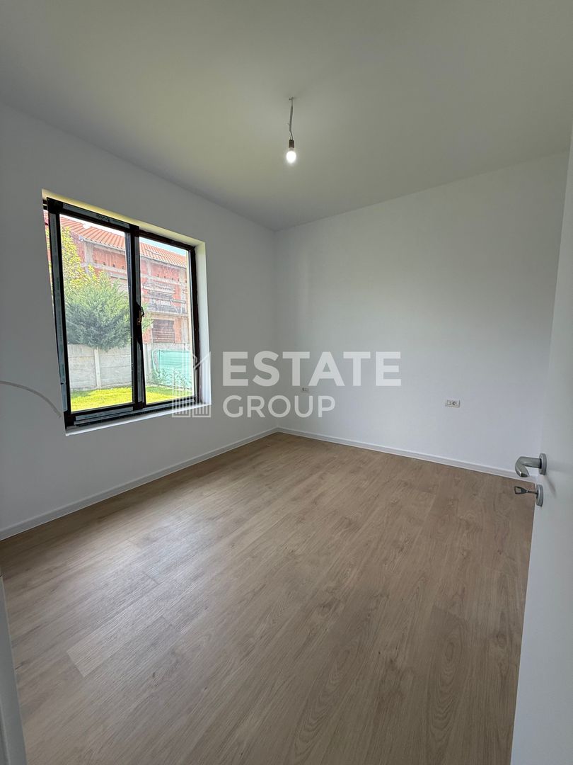 Duplex Mosnita Noua-finisat, curte amenajata - Poză 12