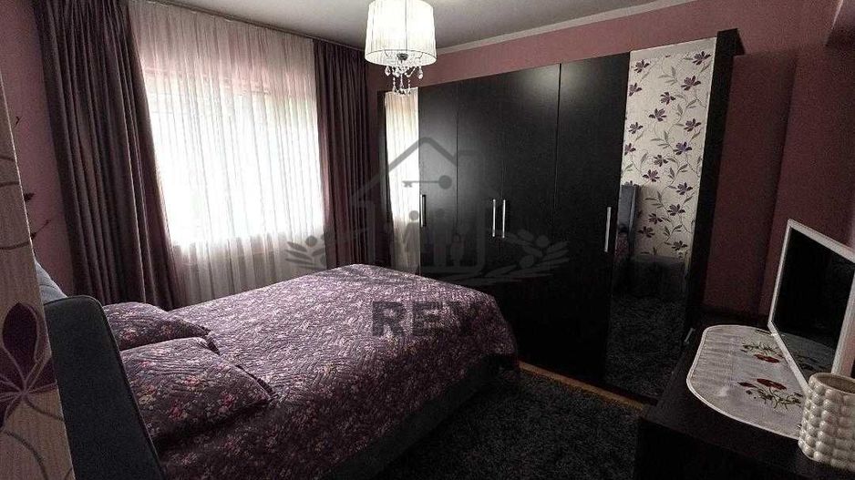 Apartament 4 camere, 4 balcoane in zona Turnisor - 159.000 € - Poză 6