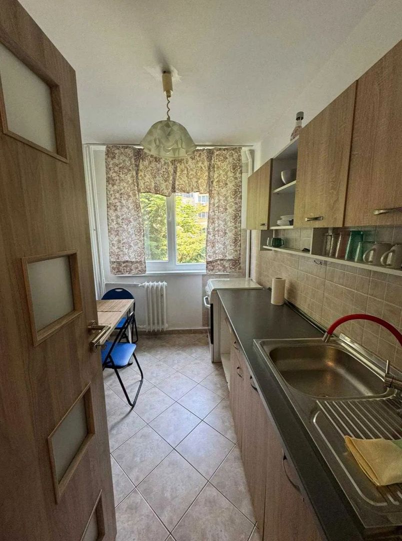 AP. 2 CAMERE OBOR- BLOC REABILITAT, BUCATARIE INCHISA, MOBILAT MODERN - Poză 4