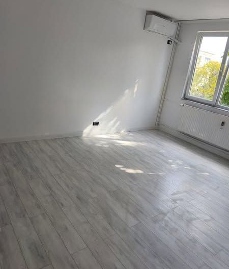 Garsoniera de vanzare Drumul Taberei - Poză 11