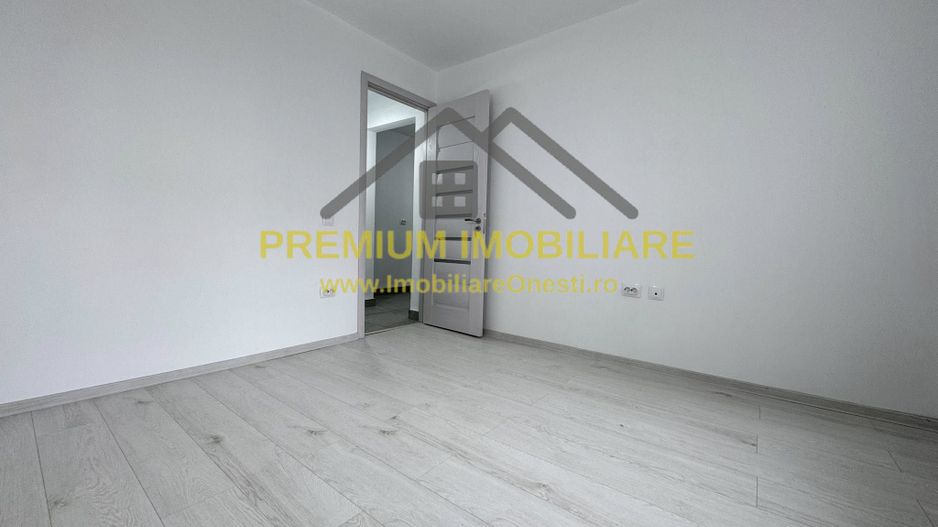 Apartament 2 Camere - Etaj 1 - Zona Mal - Renovat - Poză 9