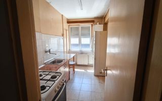 De vânzare - Apartament 2 camere, central, zona Patria - Poză 6