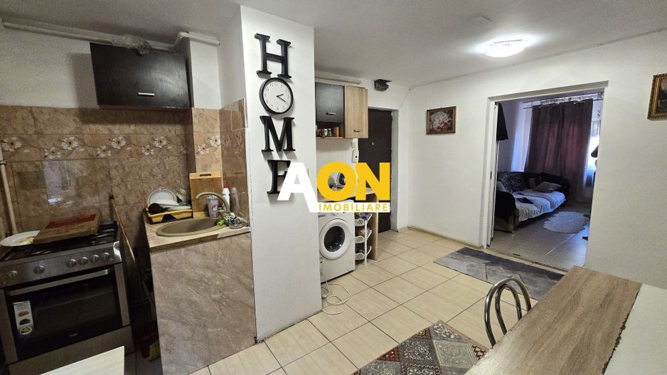 Apartament cu 3 Camere,  64mp, Zona Cetate - Poză 2