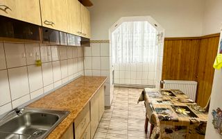 2 camere - etaj 1 - 50 mp - centrala proprie - 1981 - Florilor - Poză 4