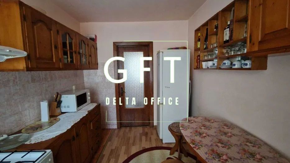 Apartament 3 camere decomandat - Poză 5