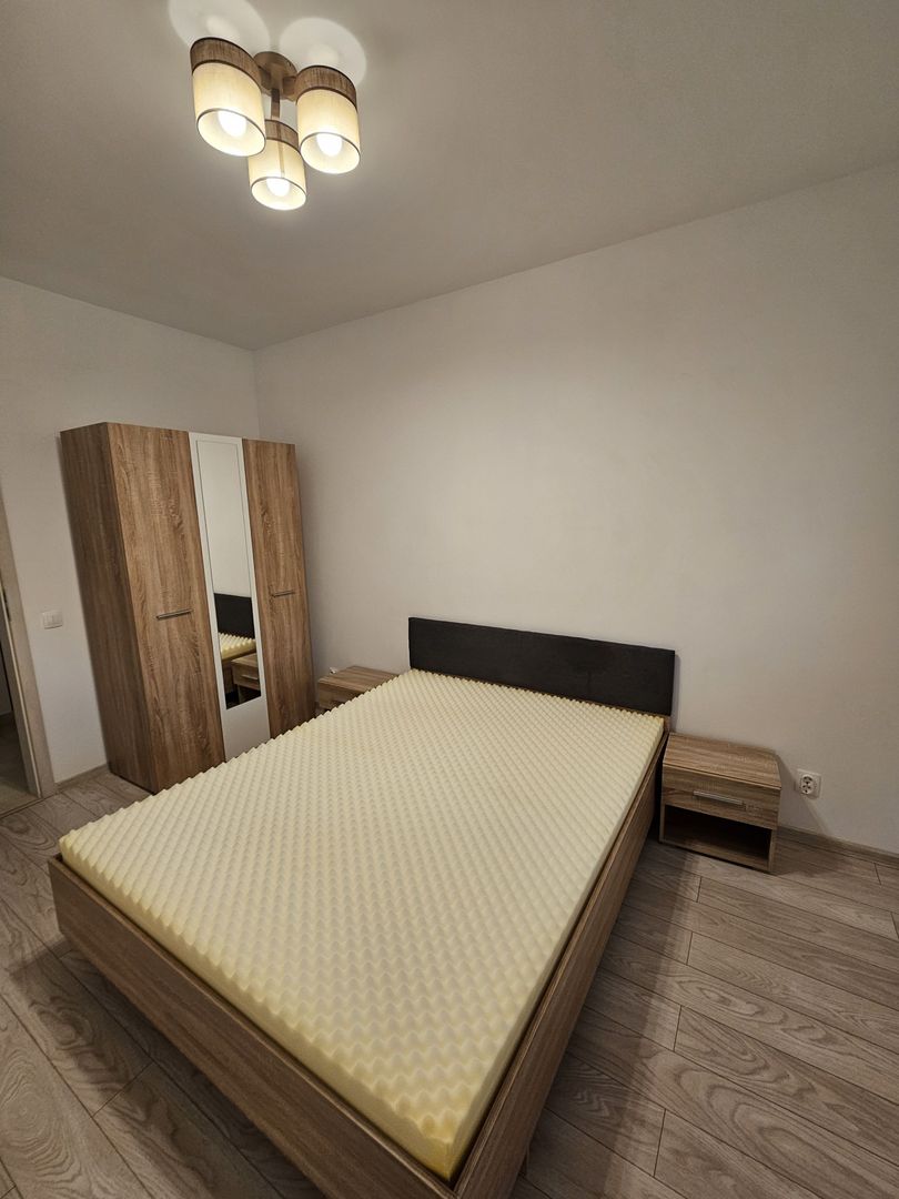 Apart 2 cam cu curte si loc de parcare - Poză 6