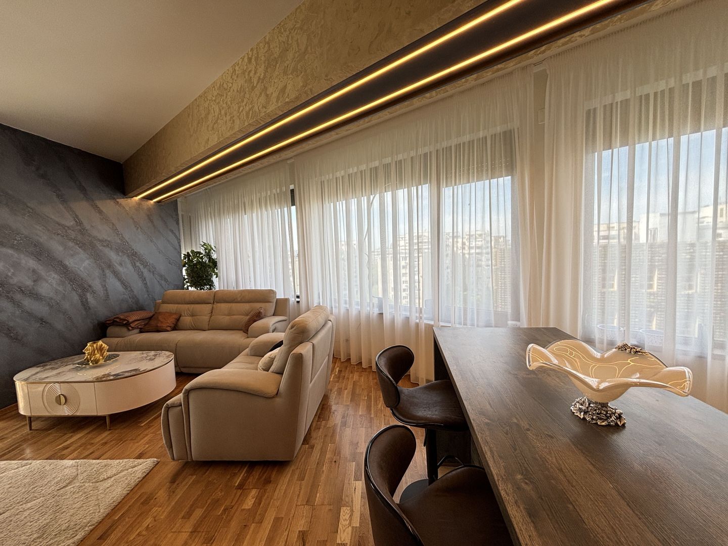 Apartament spectaculos 120 mp | Panorama către oraș | 2 Locuri Parcare - Poză 35