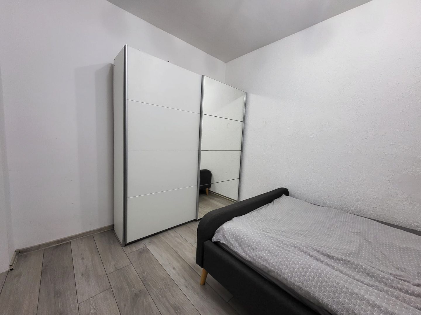 BRASADAS vinde ap 3 cam etaj 3/4 14 Mai. - Poză 8