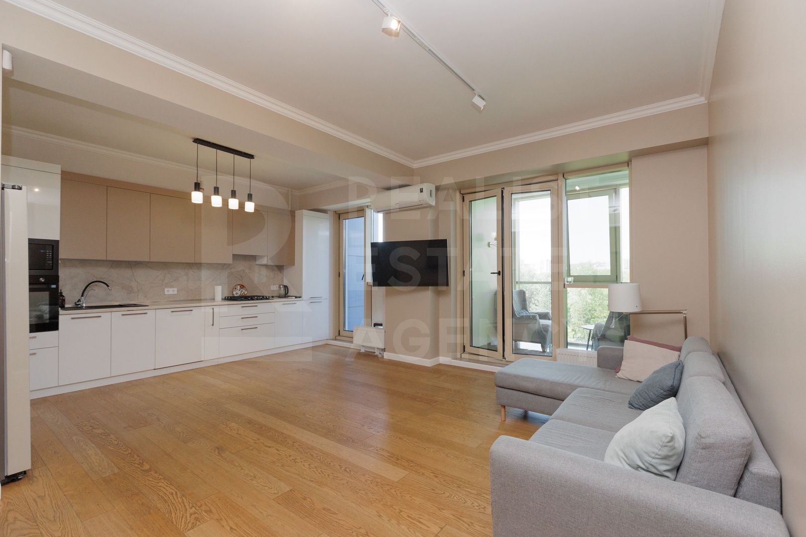 Chirie, apartament, 3 camere, bd. Ştefan cel Mare şi Sfînt, Centru - Poză 5