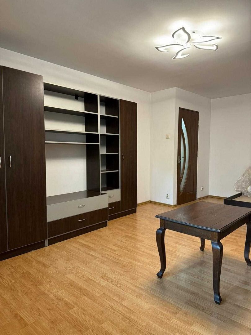 Garsonieră cocheta, mobilată și utilată, etaj 1, metrou Titan - Poză 9