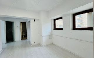 ultracentral unirii fantani   2 camere decomandate - Poză 3