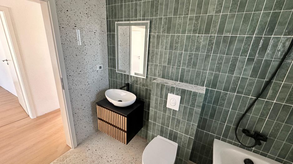 CASA SINGULARA- 5 CAMERE, TOATE UTILITATILE, FINISAJE PREMIUM,COMIS 0% - Poză 3